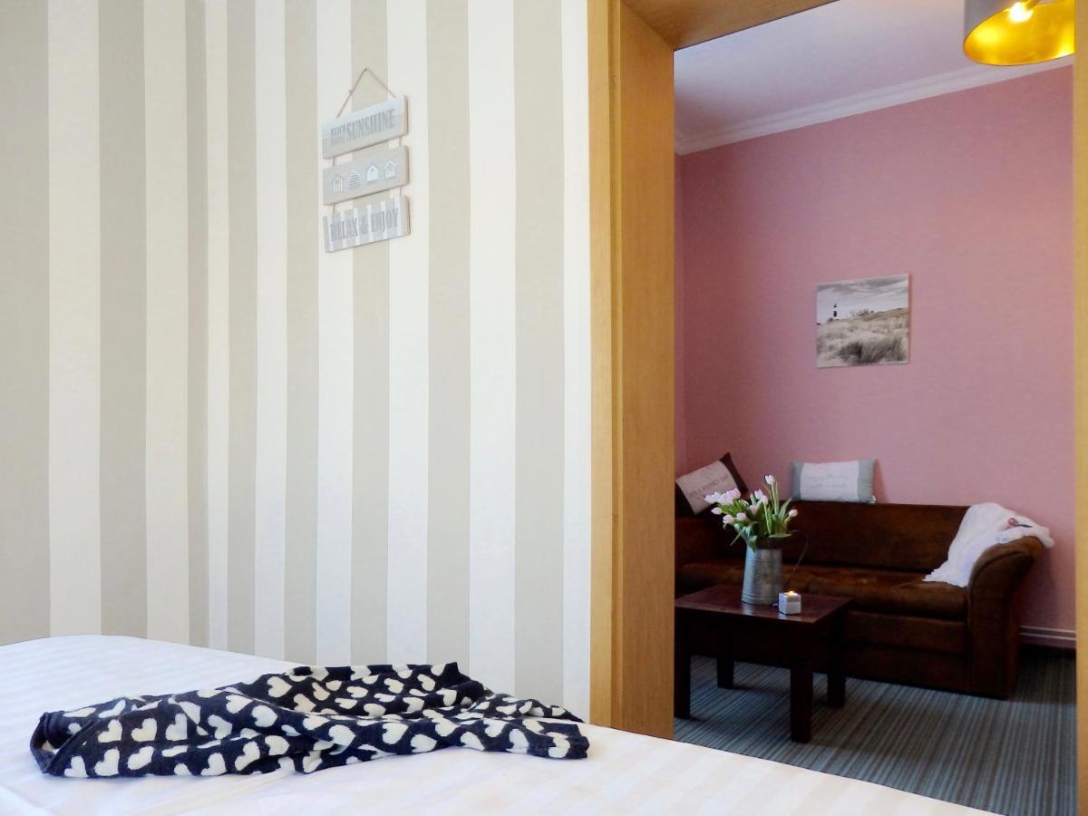 Strandhotel Villa Louisa&Appartementhäuser Villa Josephine und Villa Christine Juliusruh Exteriör bild